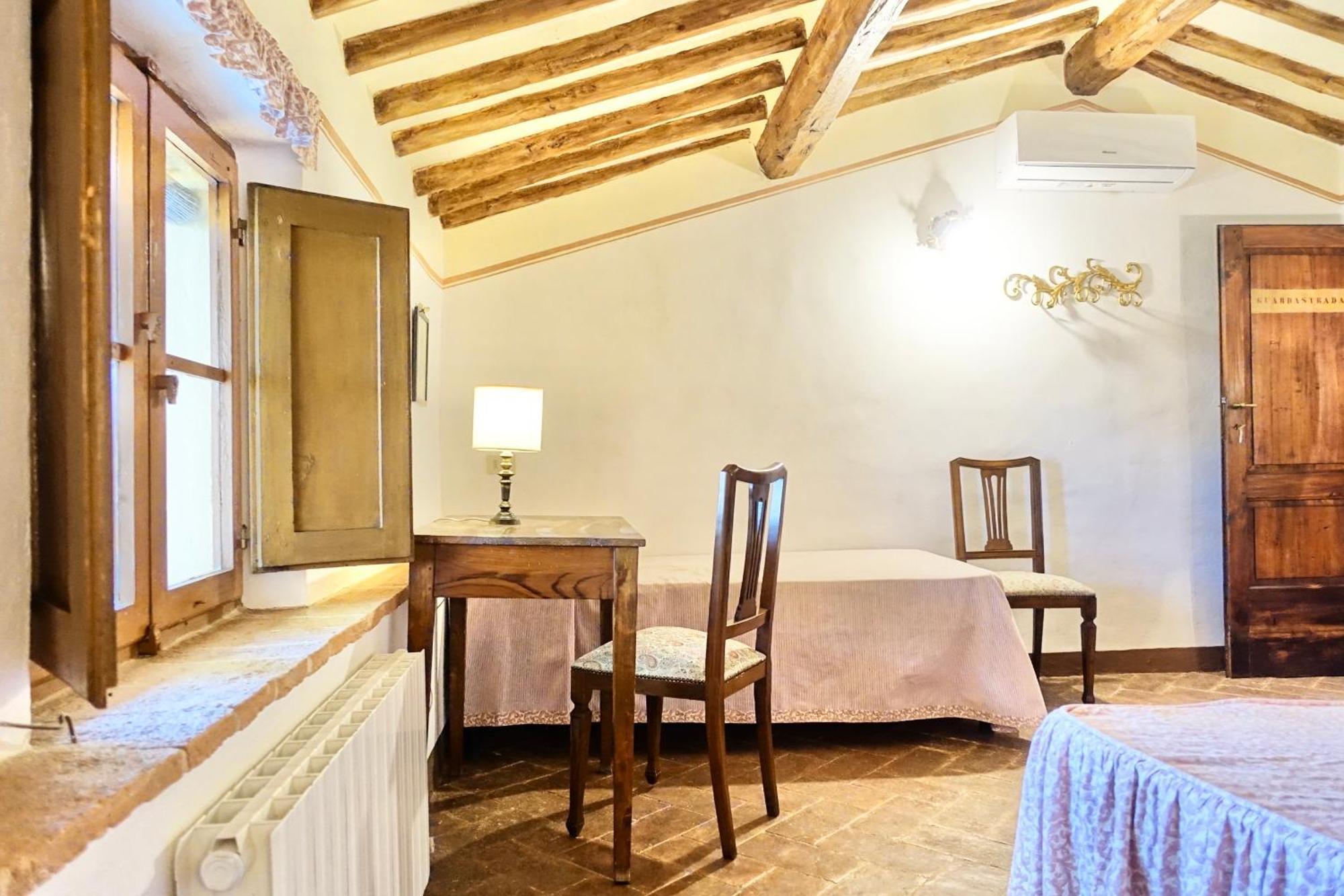 Villa Buonsignori - Wine & Olive Oil Farm Corsano  Екстер'єр фото